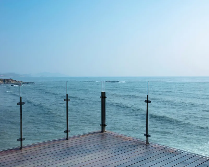 Glass balustrade